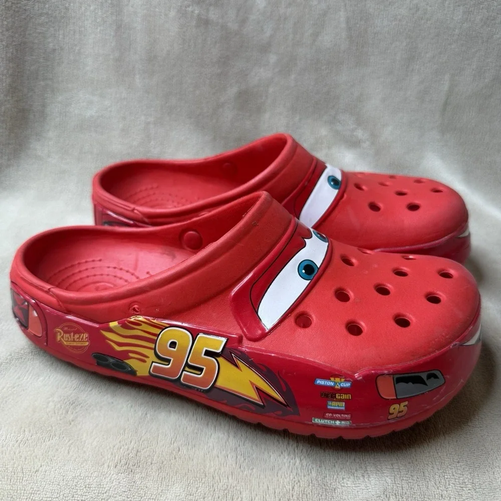 CROCS LIGHTNING McQueen 5 M 7 W limited Edition Disney *Broken Straps